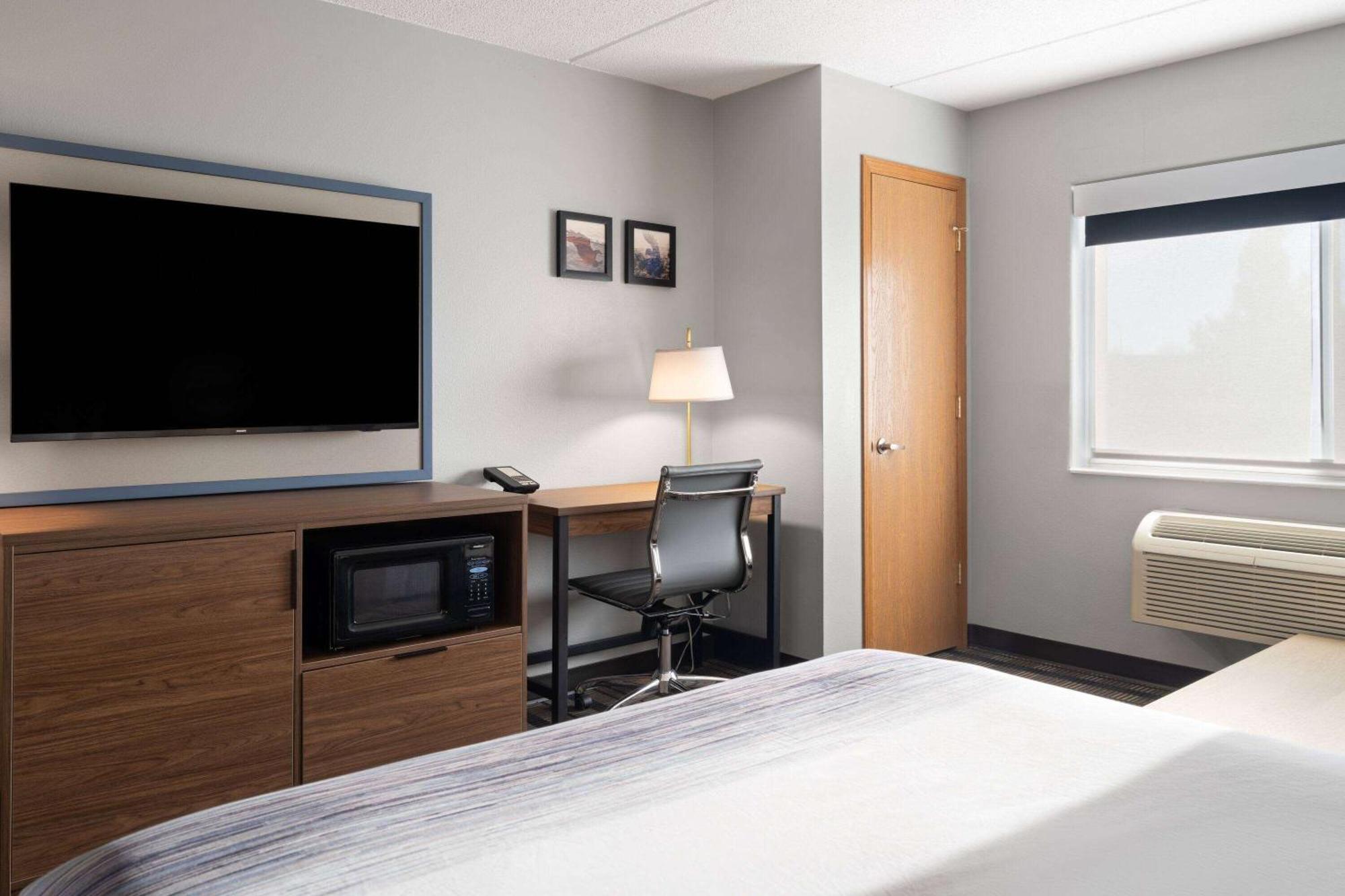Americinn By Wyndham Beaver Dam Dış mekan fotoğraf