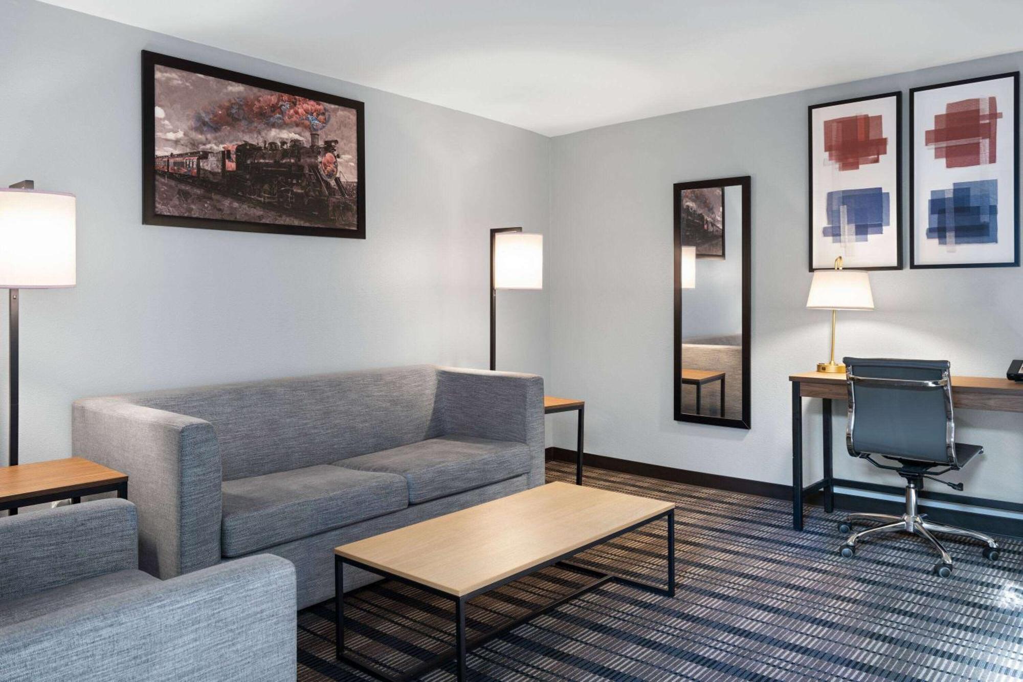 Americinn By Wyndham Beaver Dam Dış mekan fotoğraf