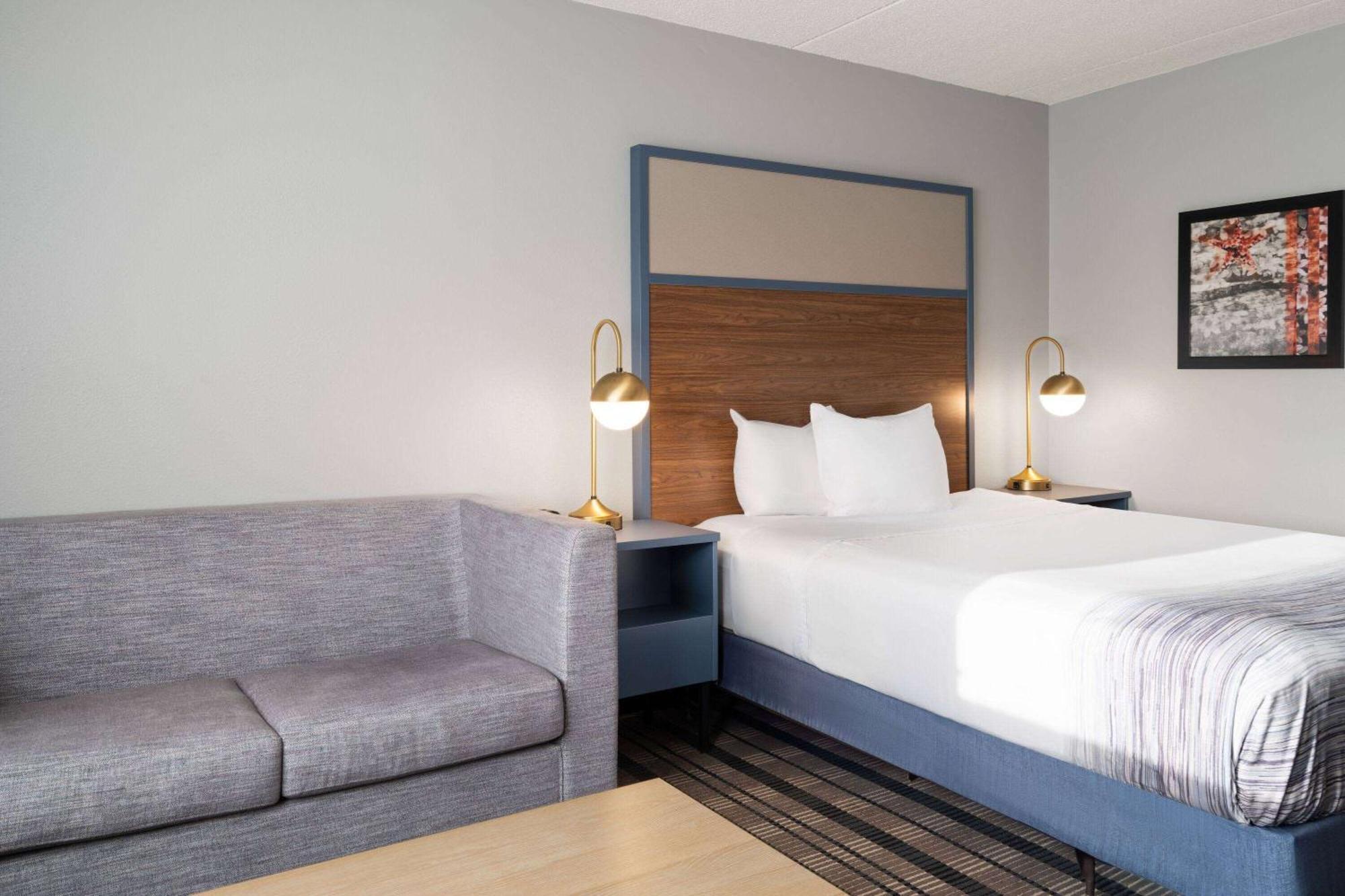 Americinn By Wyndham Beaver Dam Dış mekan fotoğraf